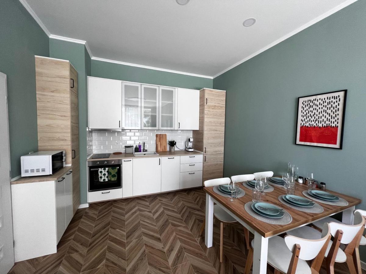 Las Brisas Garden Apartment Μπουργκάς Εξωτερικό φωτογραφία