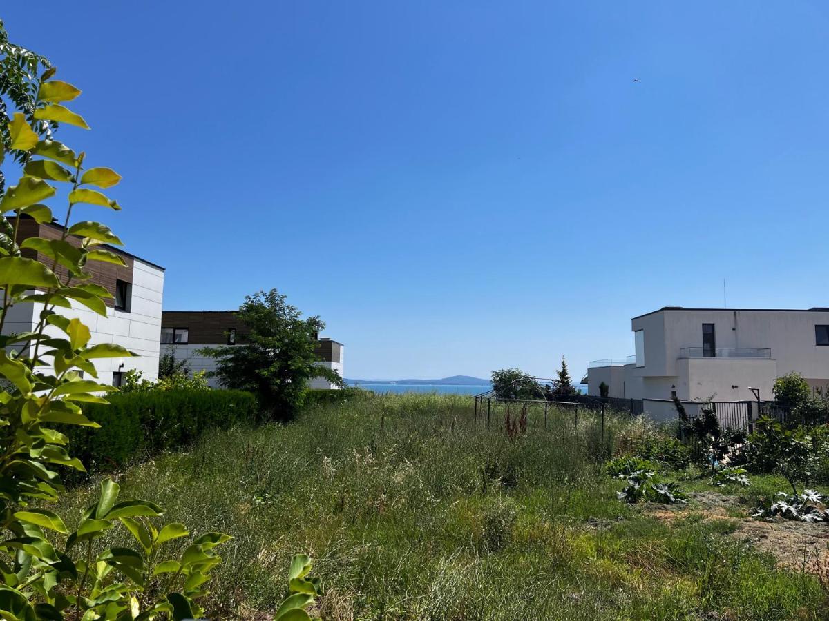Las Brisas Garden Apartment Μπουργκάς Εξωτερικό φωτογραφία