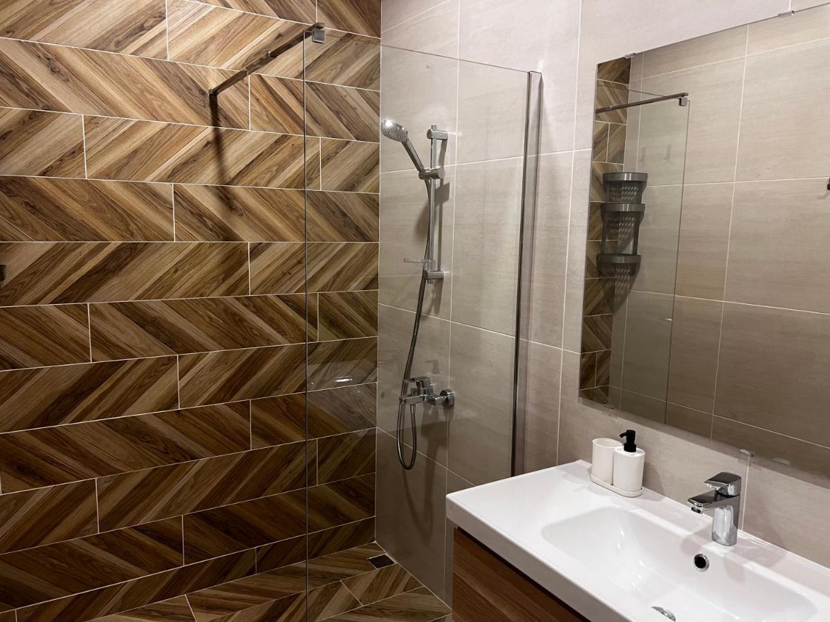 Las Brisas Garden Apartment Μπουργκάς Εξωτερικό φωτογραφία
